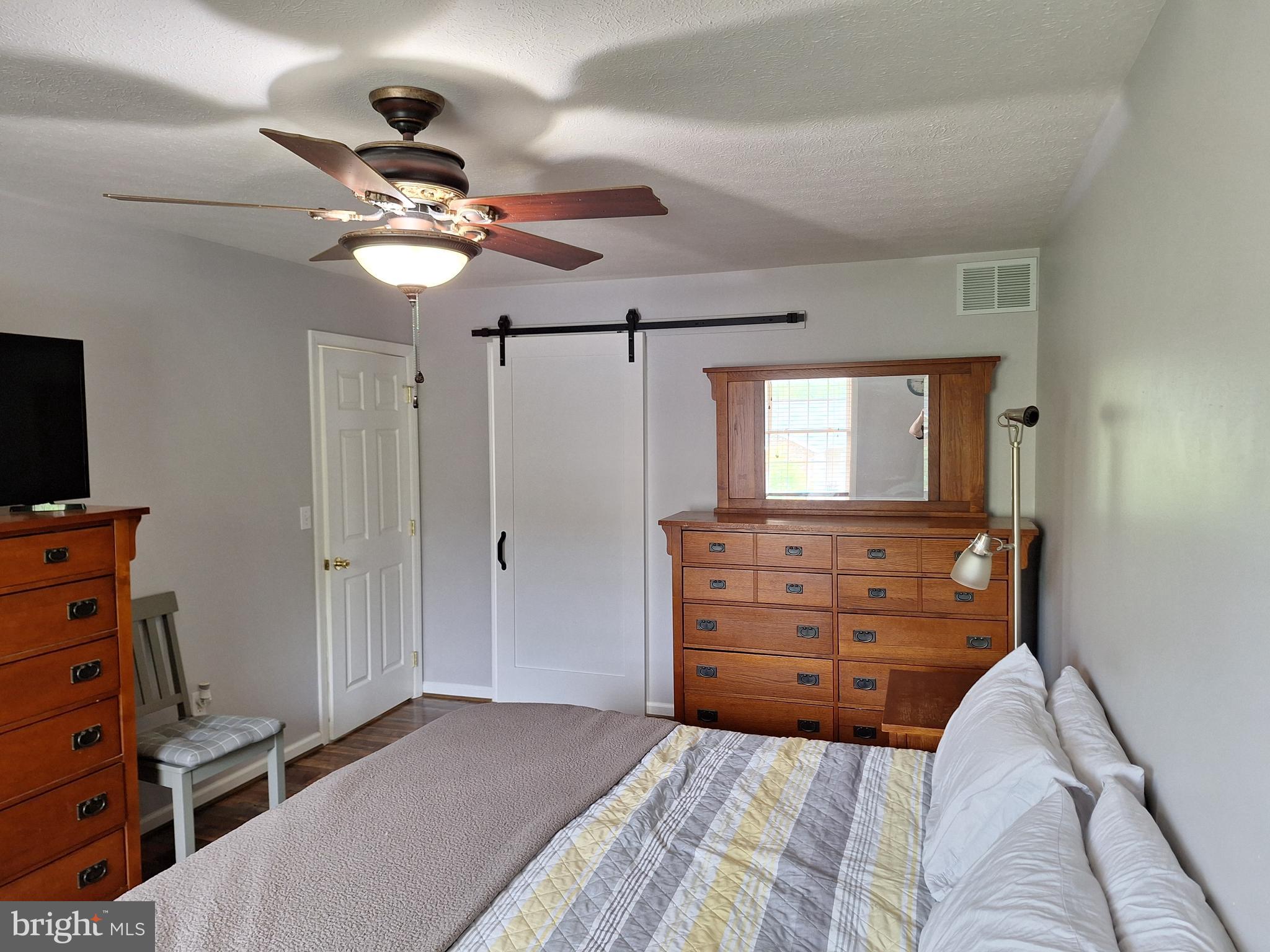 SUMMIT HILLS - Residential