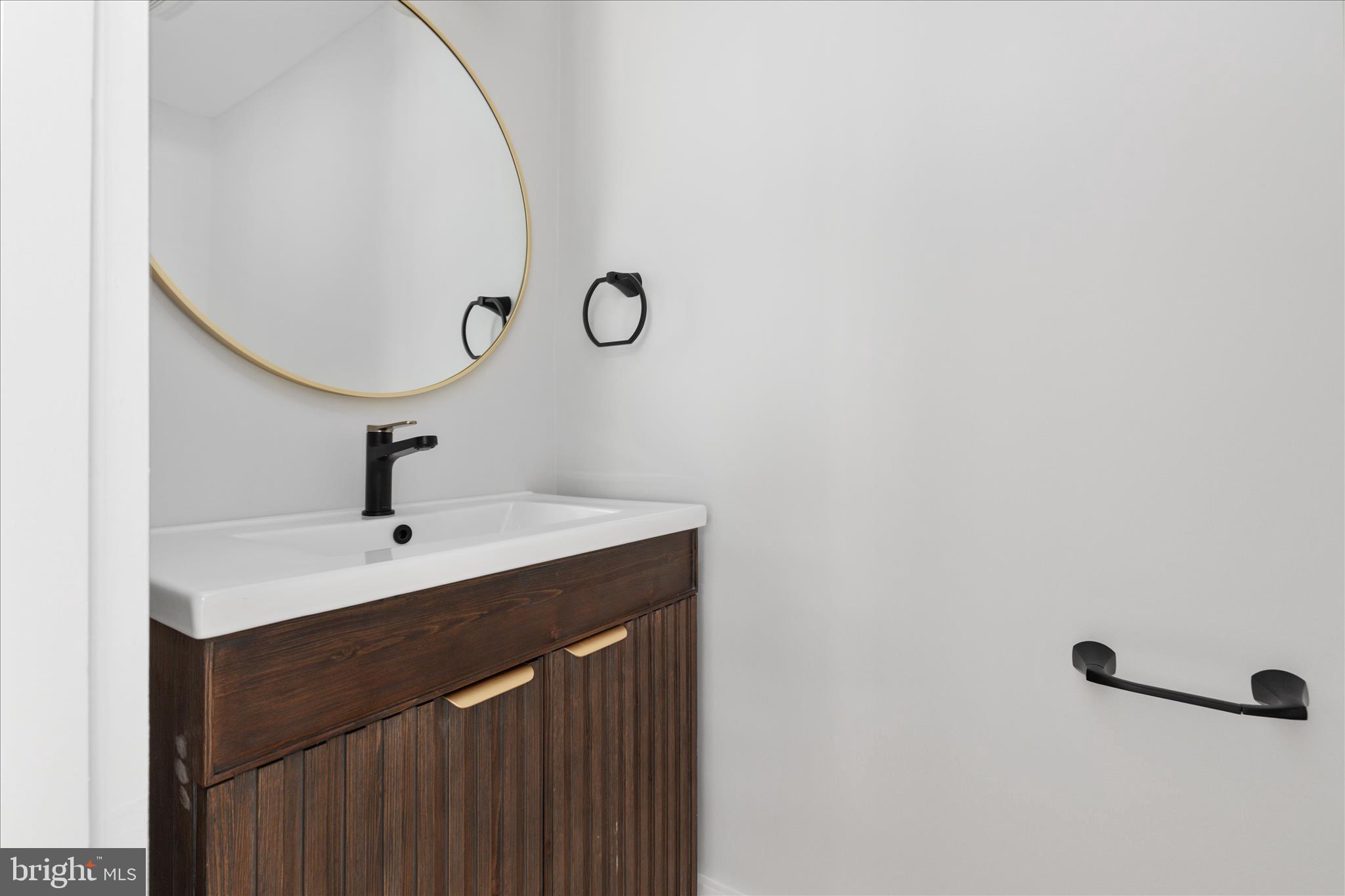 HOLMES RUN WOODS WEST - Residential