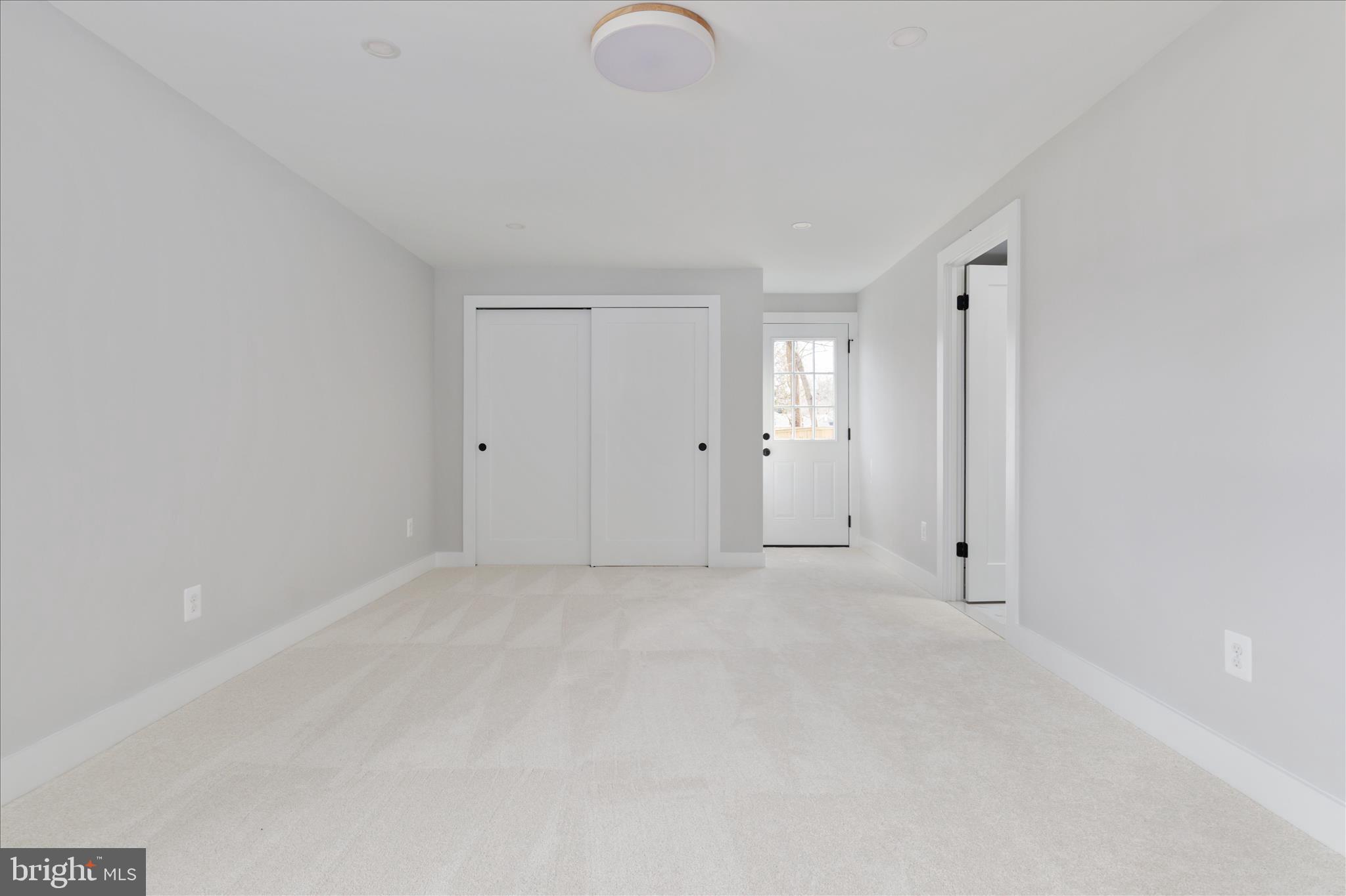 HOLMES RUN WOODS WEST - Residential