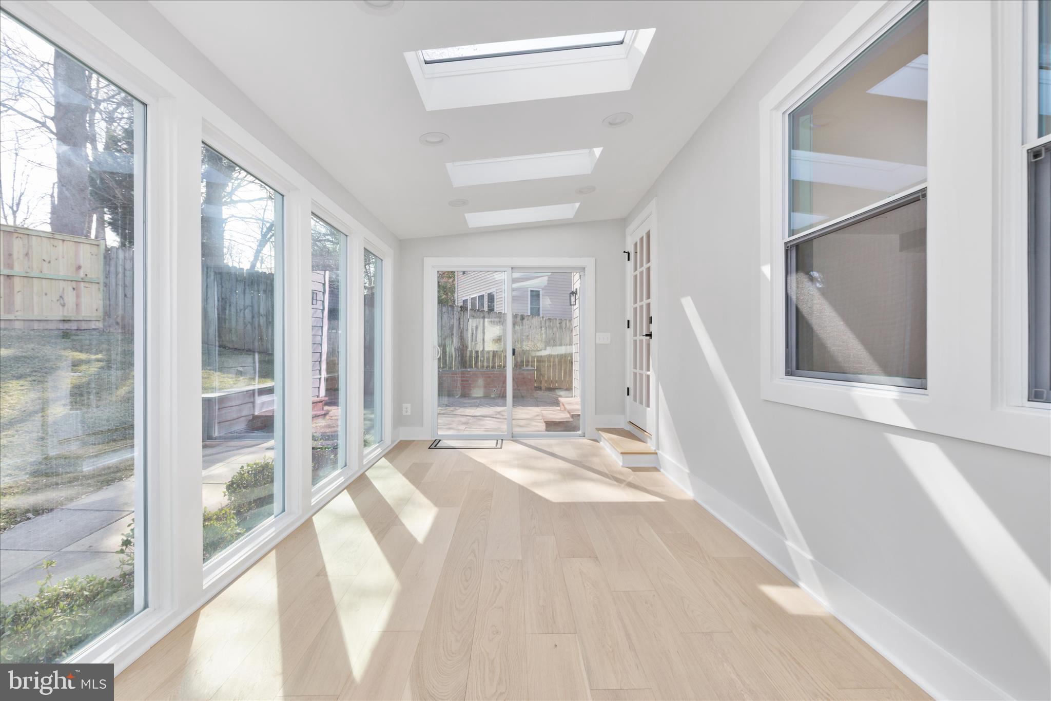 HOLMES RUN WOODS WEST - Residential