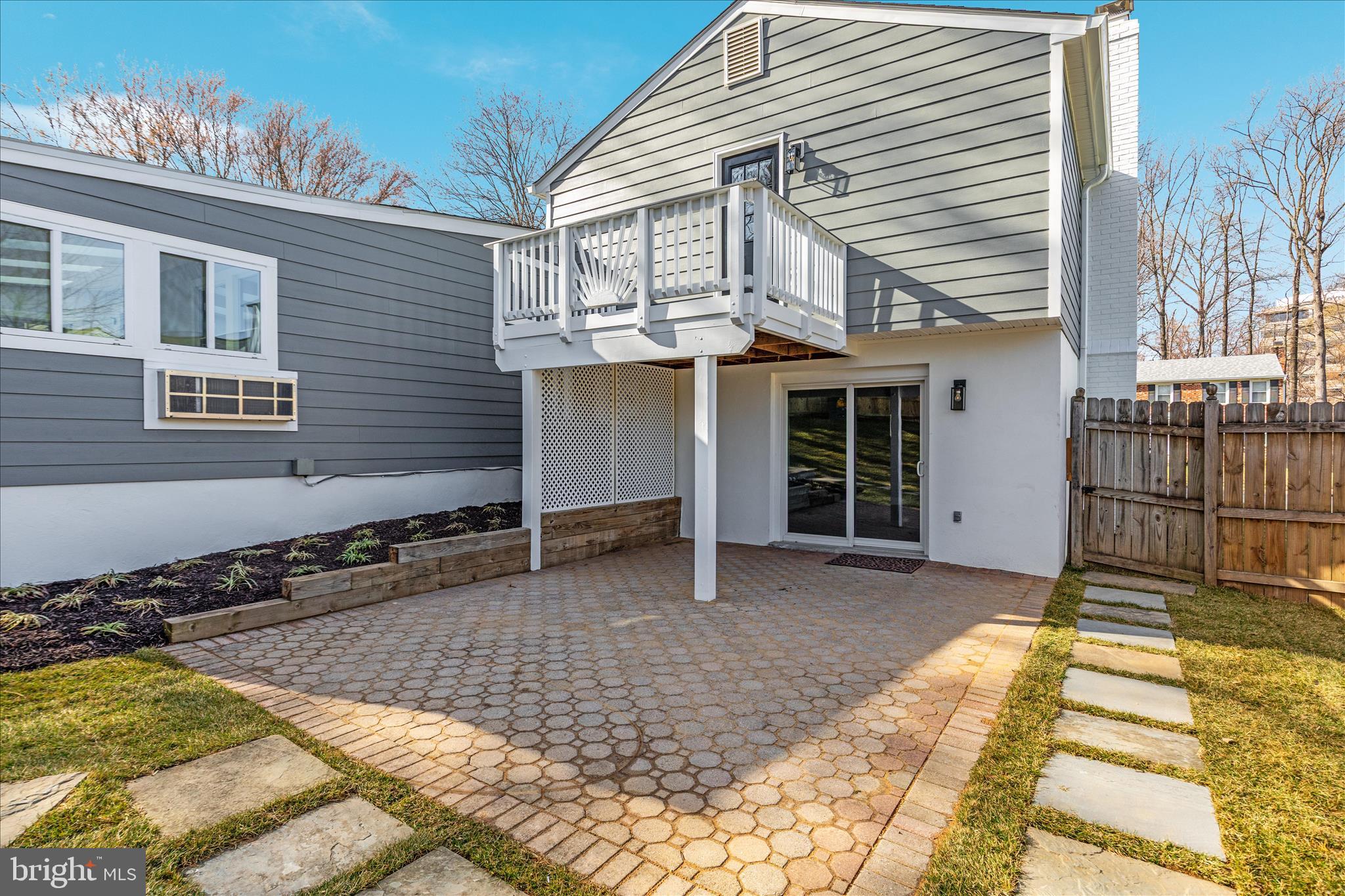 HOLMES RUN WOODS WEST - Residential