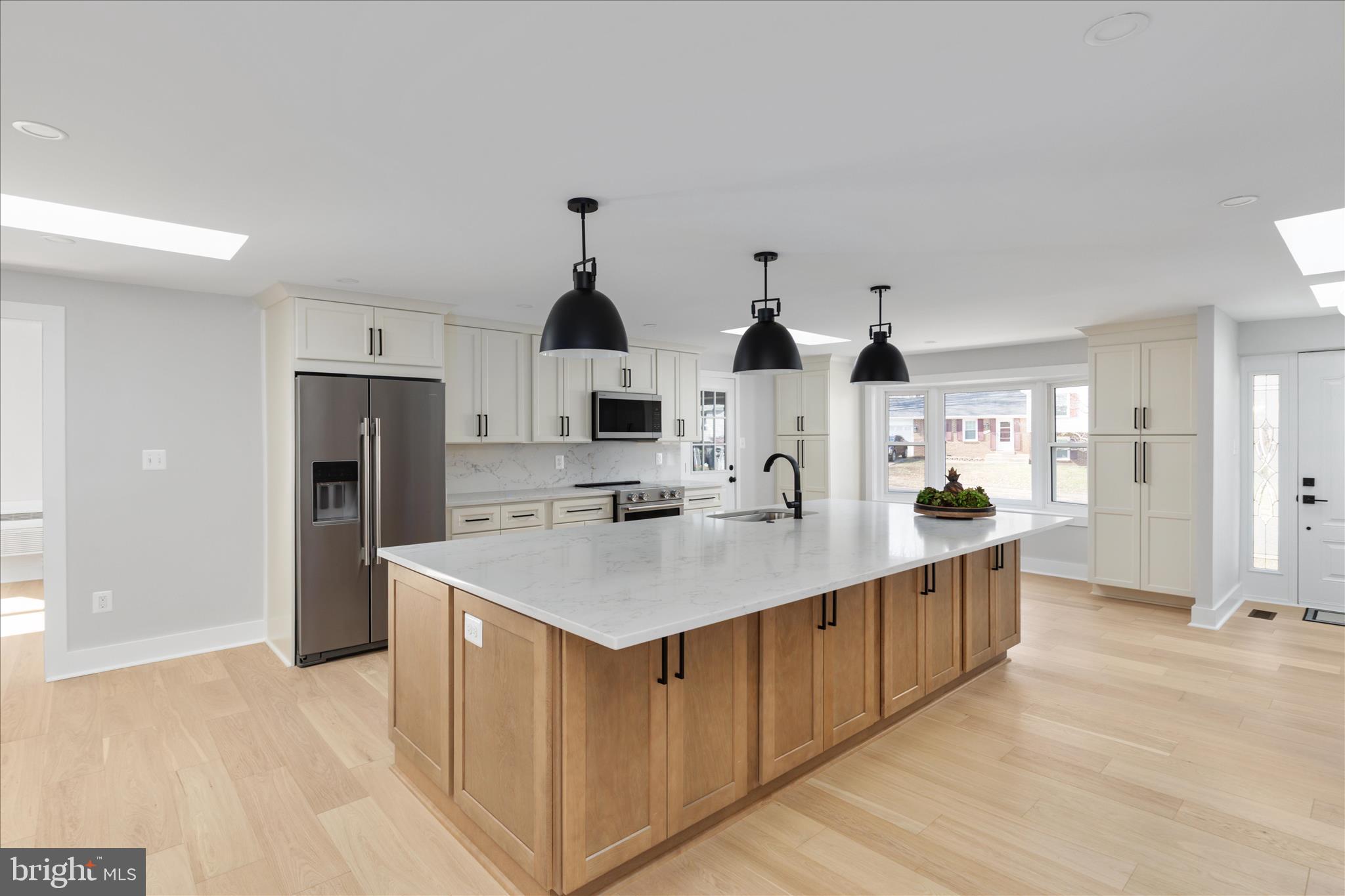 HOLMES RUN WOODS WEST - Residential