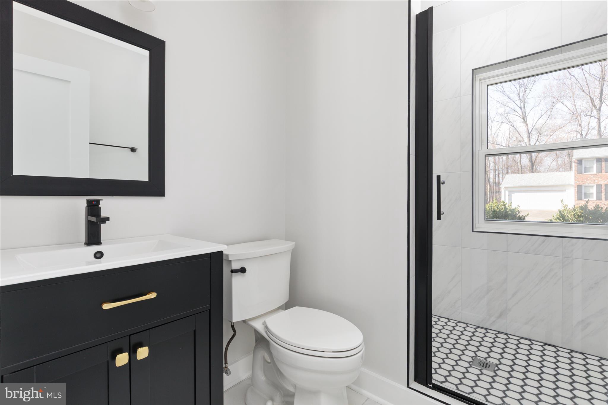 HOLMES RUN WOODS WEST - Residential