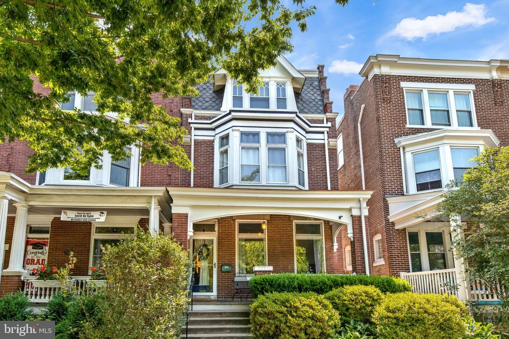 Photo of 345 N WEST END AVE, LANCASTER, PA 17603 (MLS # PALA2035688)