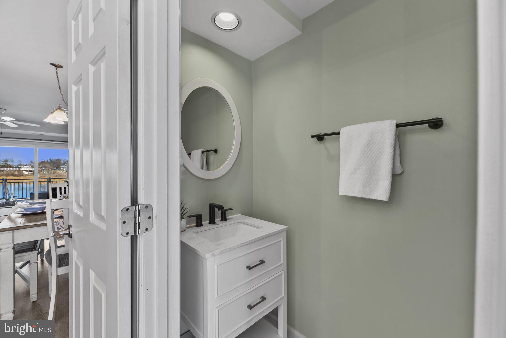 OYSTER COVE - Residential