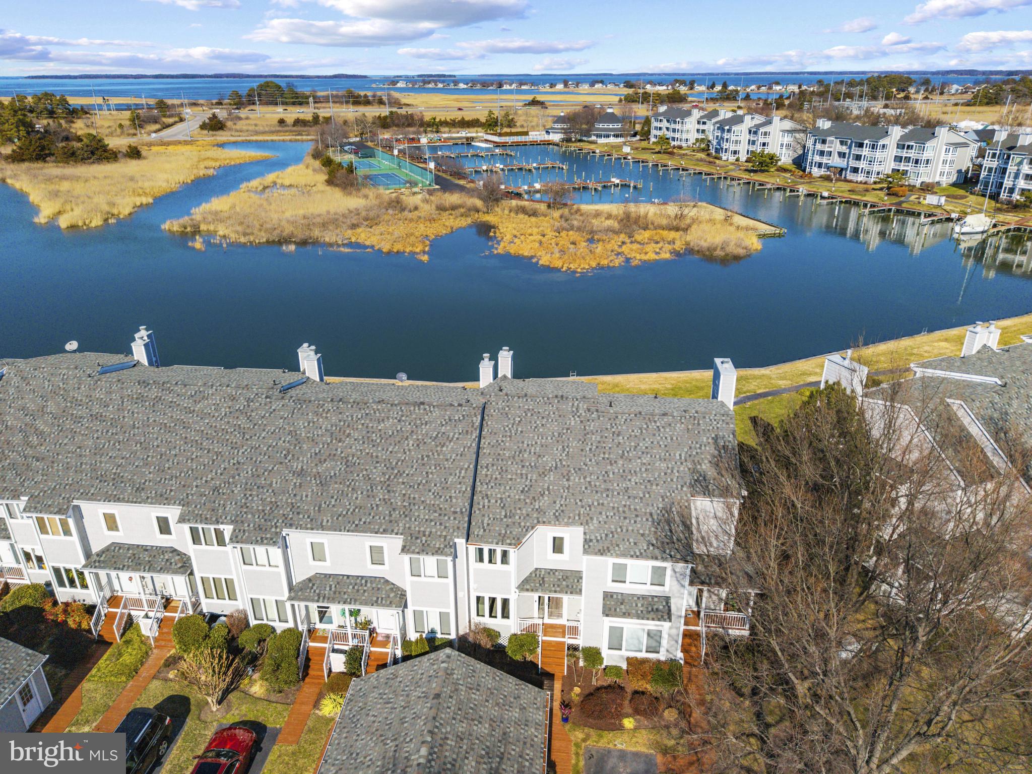 OYSTER COVE - Residential