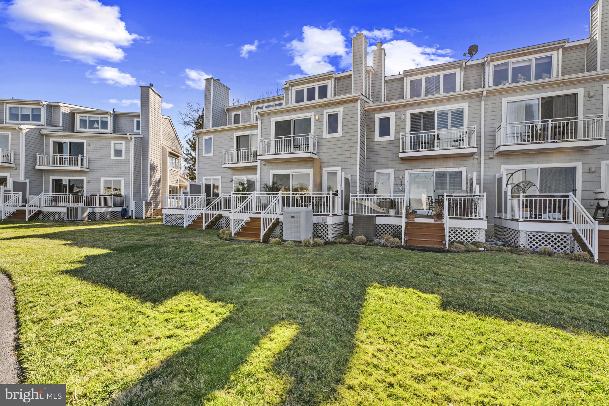 OYSTER COVE - Residential