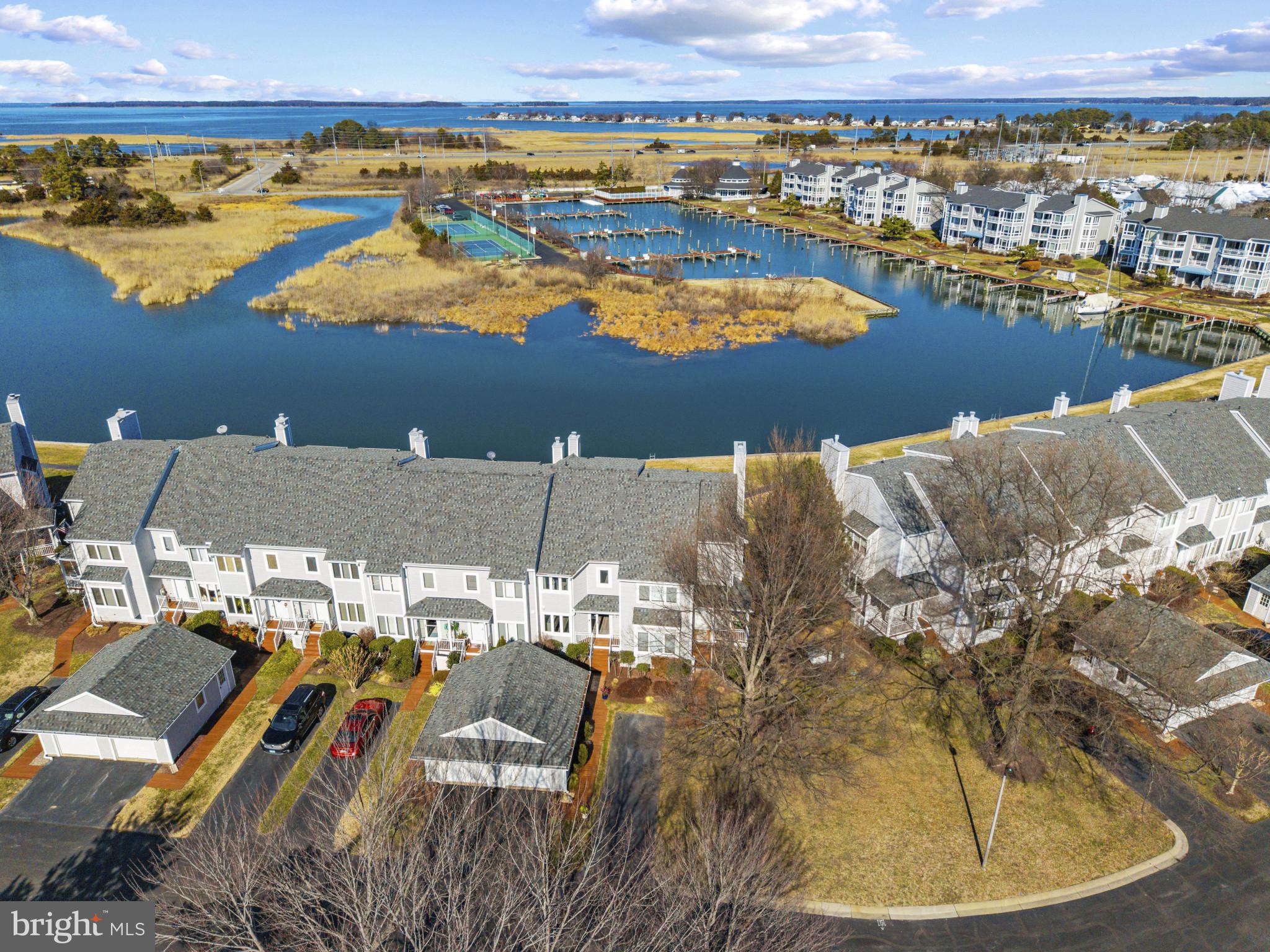 OYSTER COVE - Residential