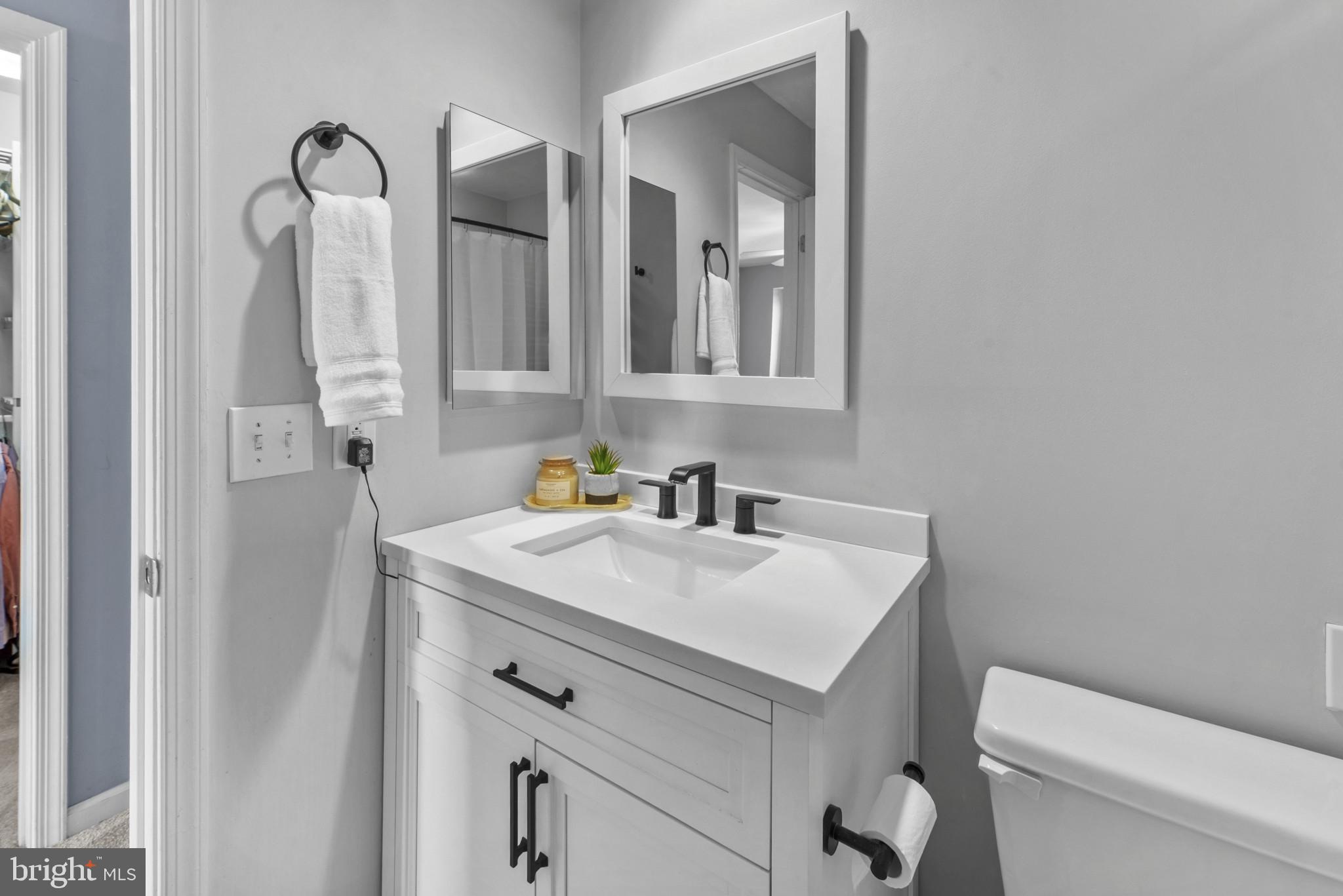 OYSTER COVE - Residential