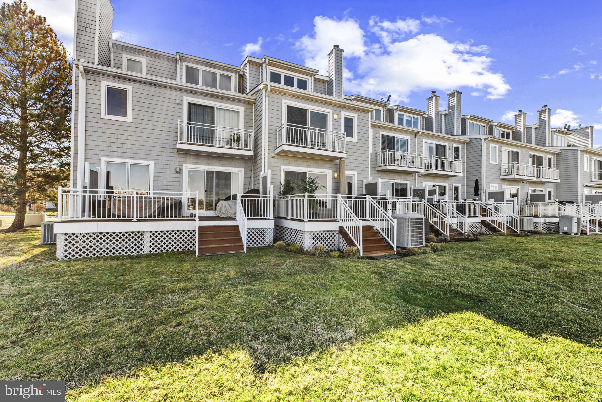 OYSTER COVE - Residential