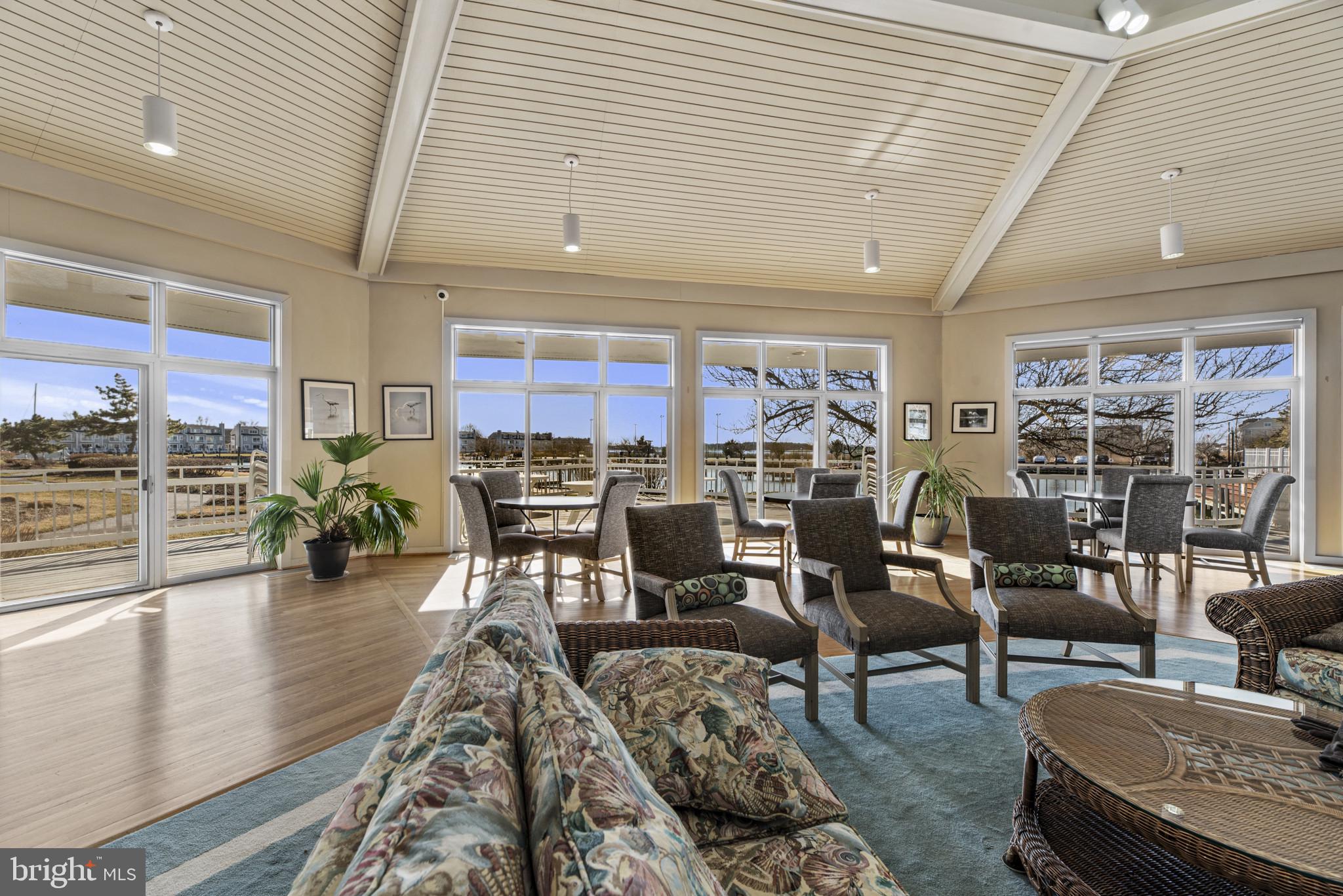 OYSTER COVE - Residential