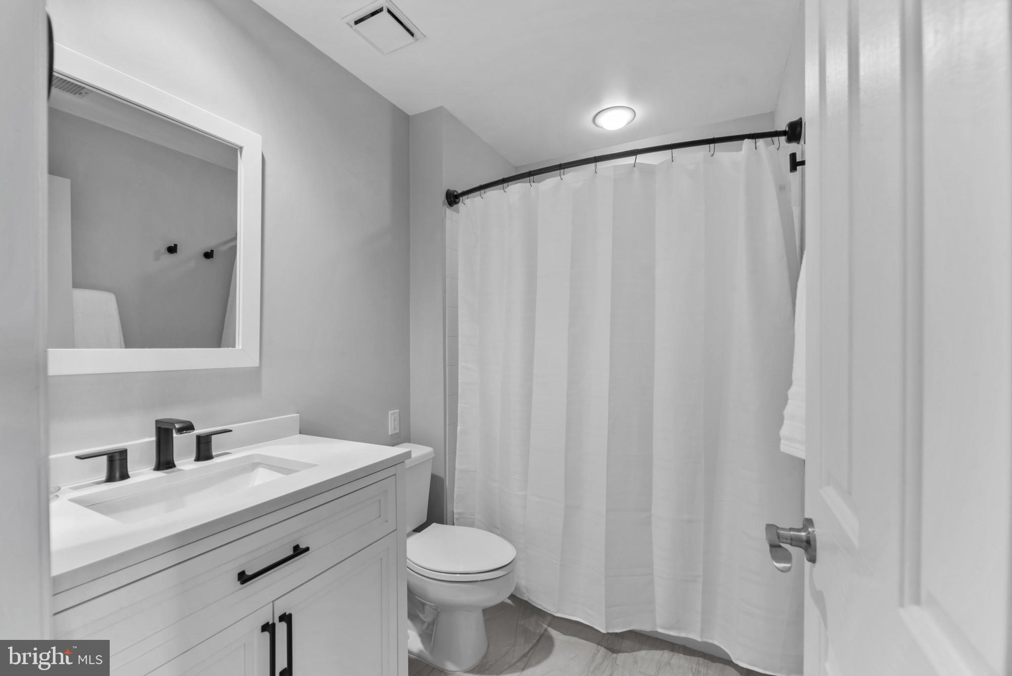 OYSTER COVE - Residential