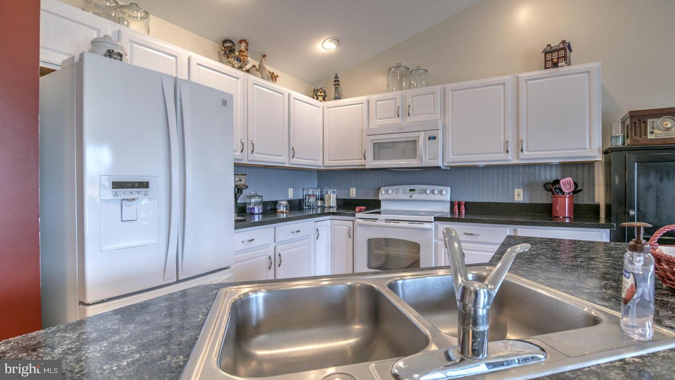 BETHANY MEADOWS - Residential