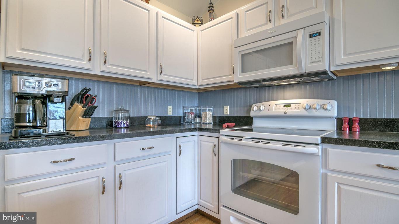 BETHANY MEADOWS - Residential