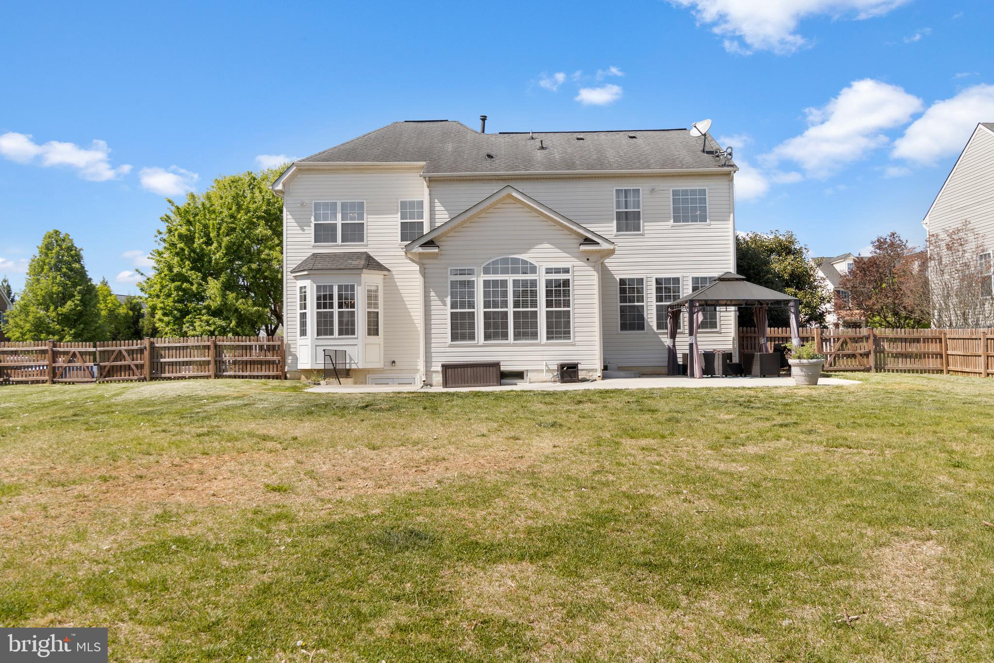 ARCHERS ROCK - Residential