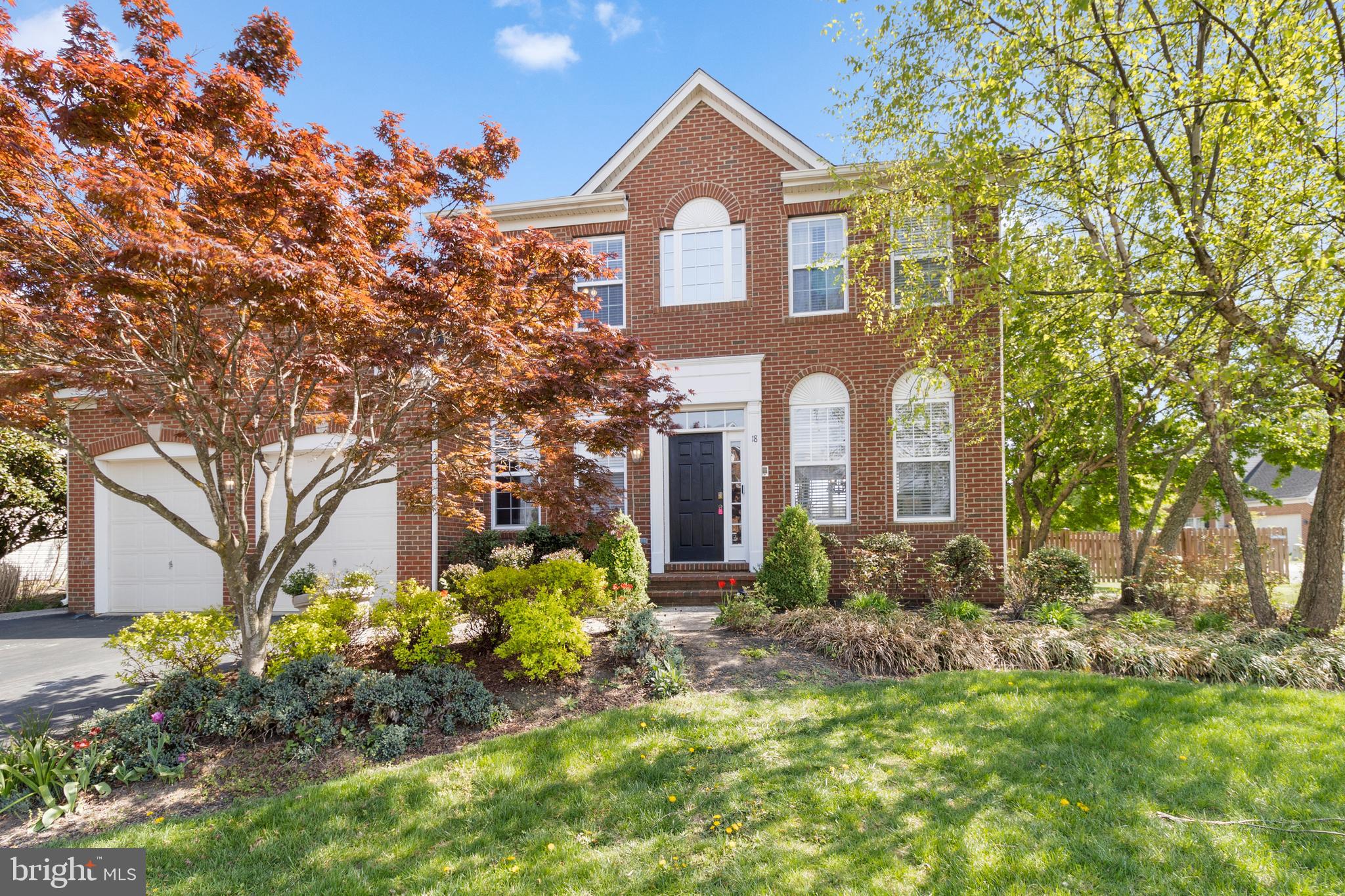 ARCHERS ROCK - Residential