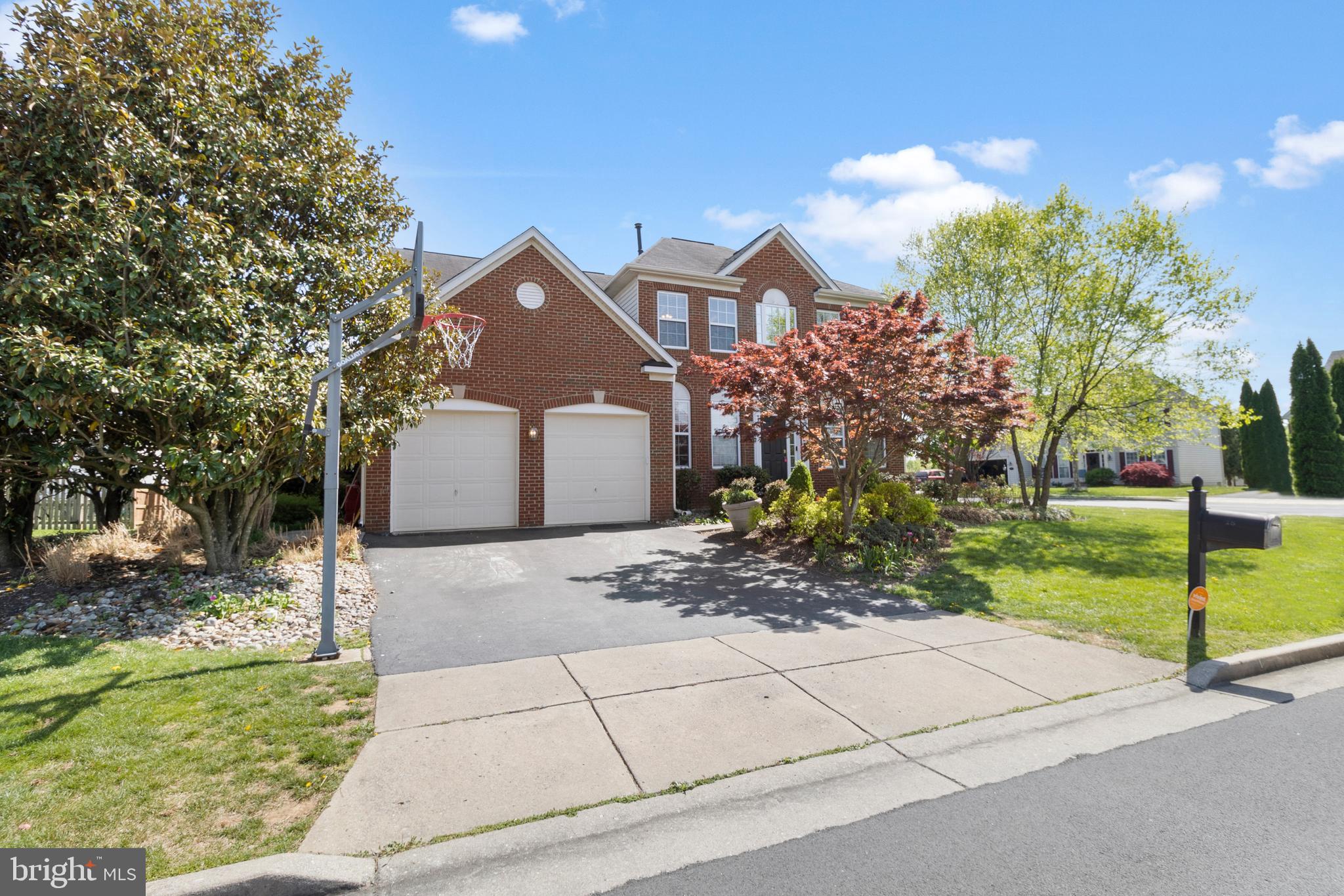 ARCHERS ROCK - Residential