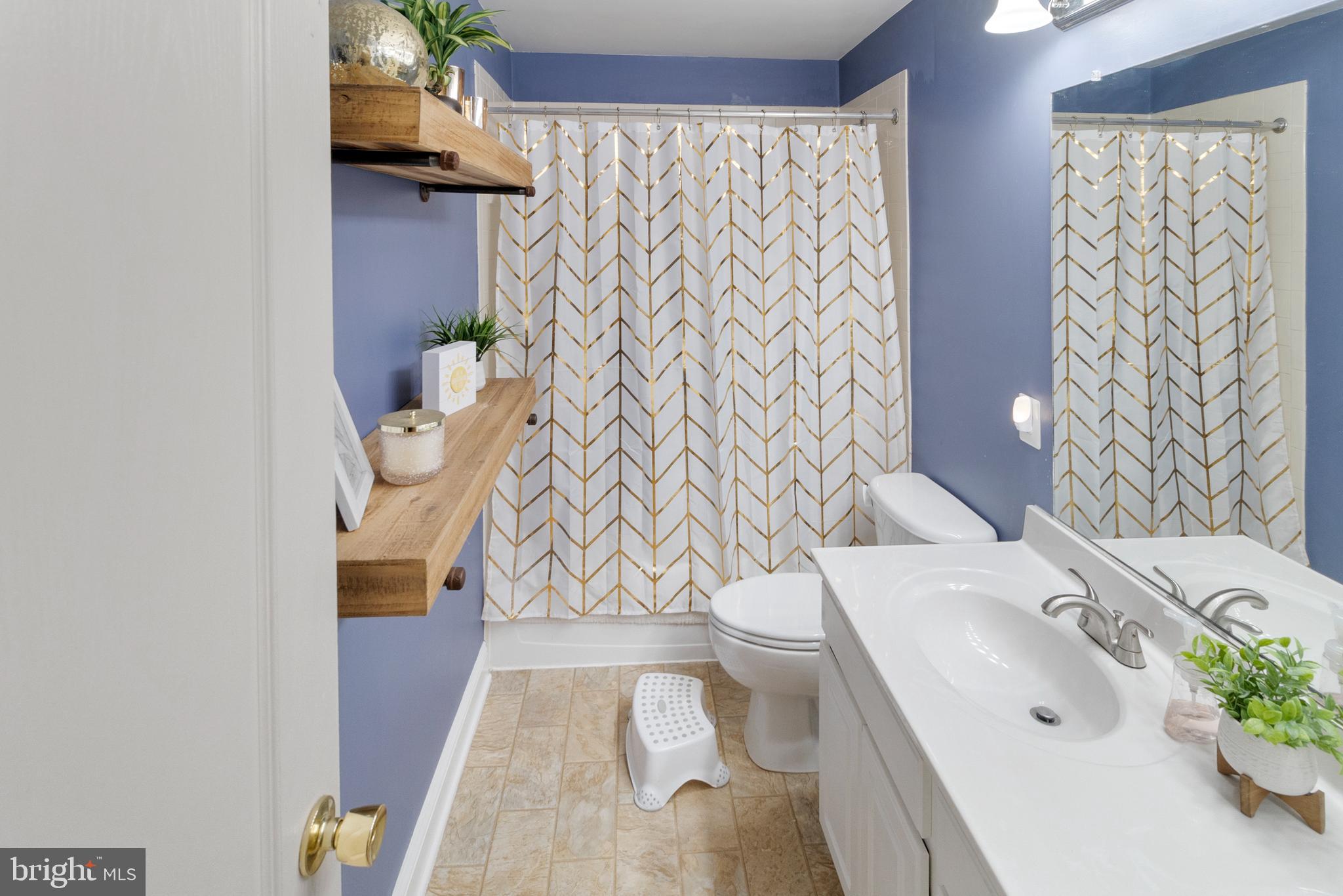 ARCHERS ROCK - Residential