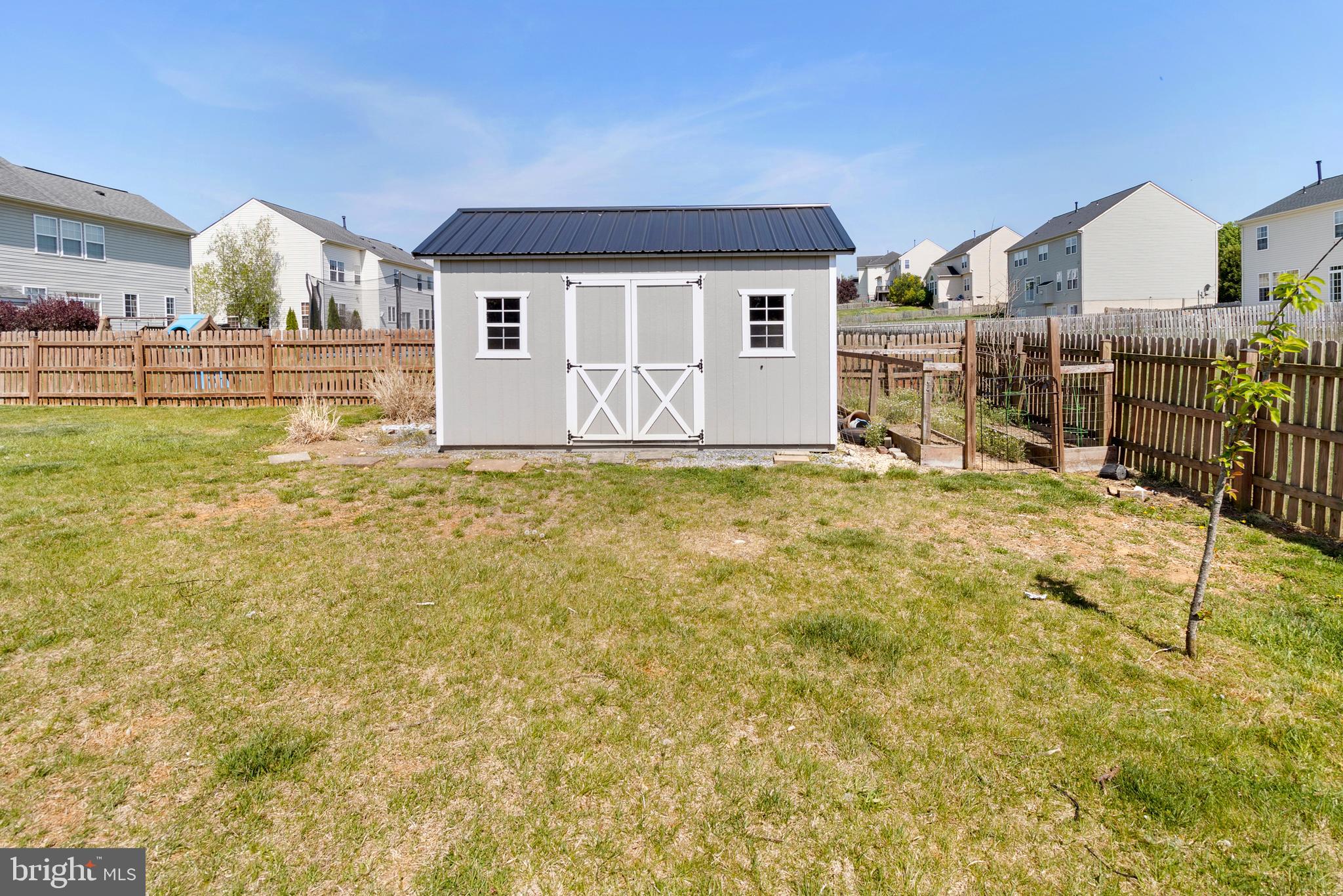 ARCHERS ROCK - Residential