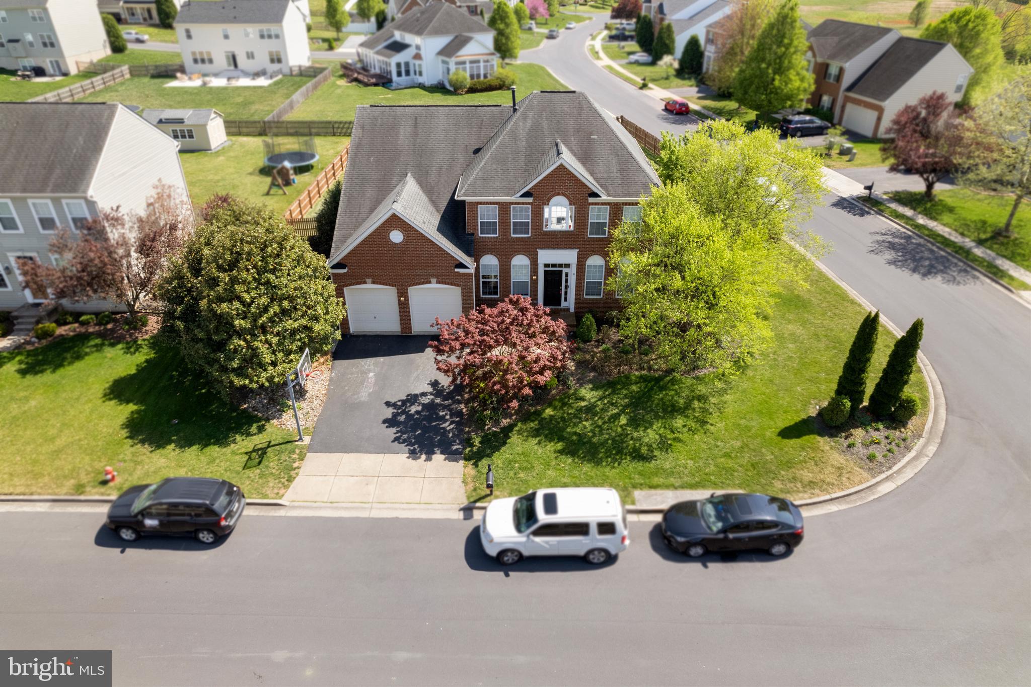 ARCHERS ROCK - Residential