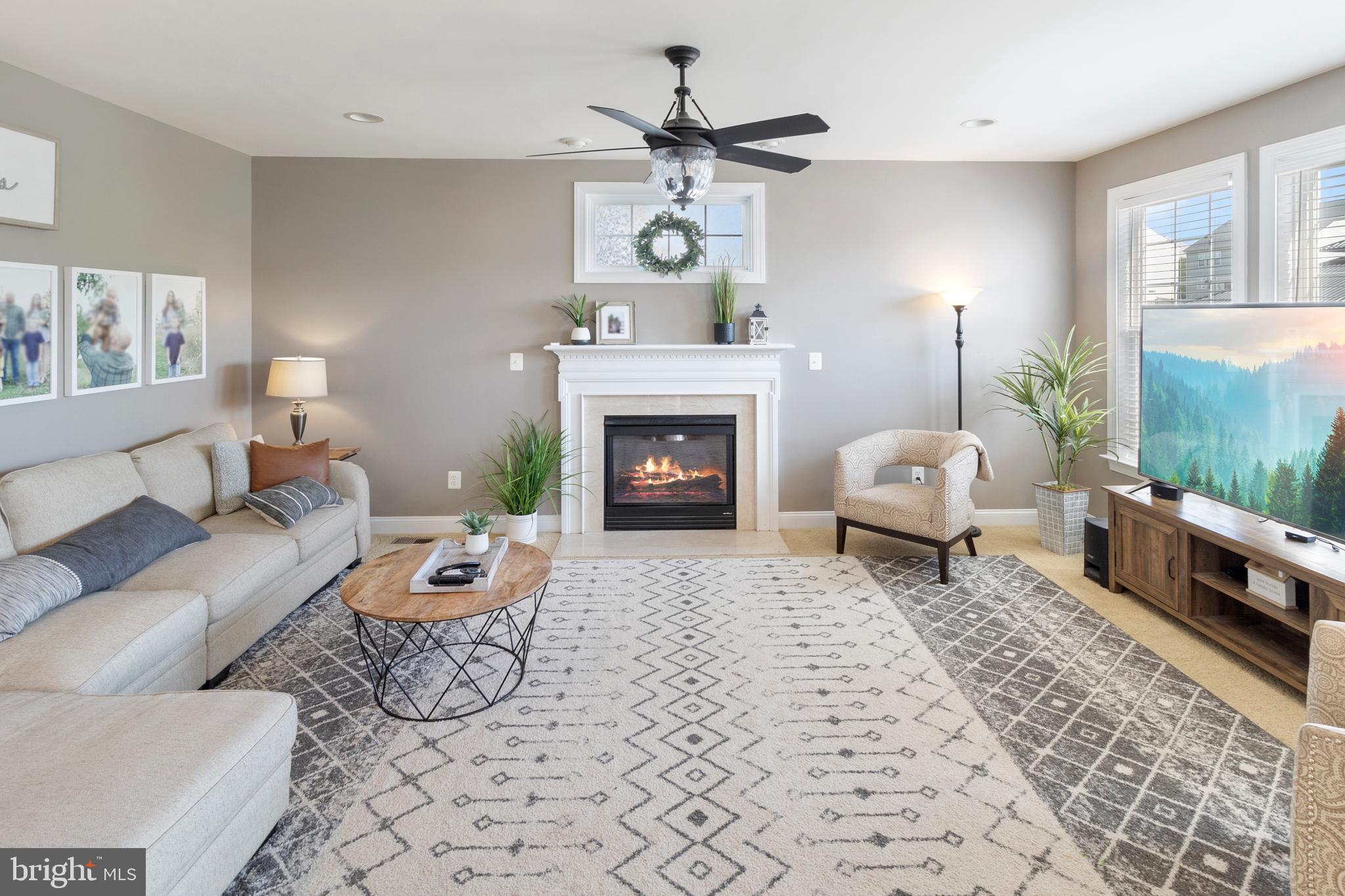 ARCHERS ROCK - Residential