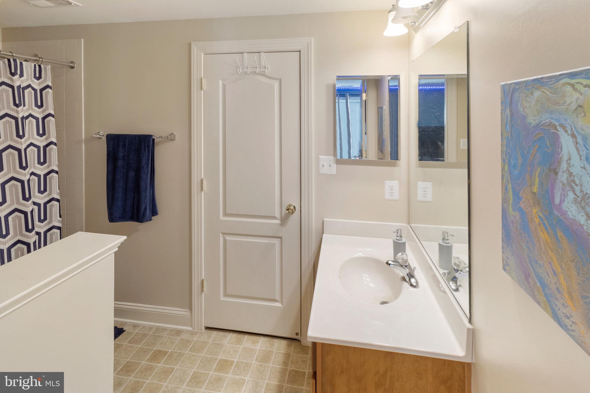 ARCHERS ROCK - Residential