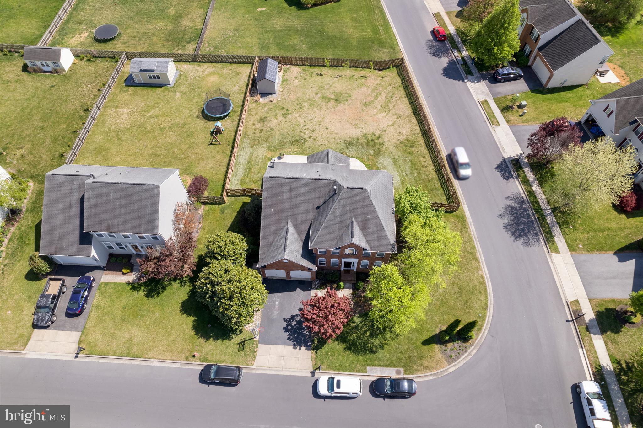 ARCHERS ROCK - Residential