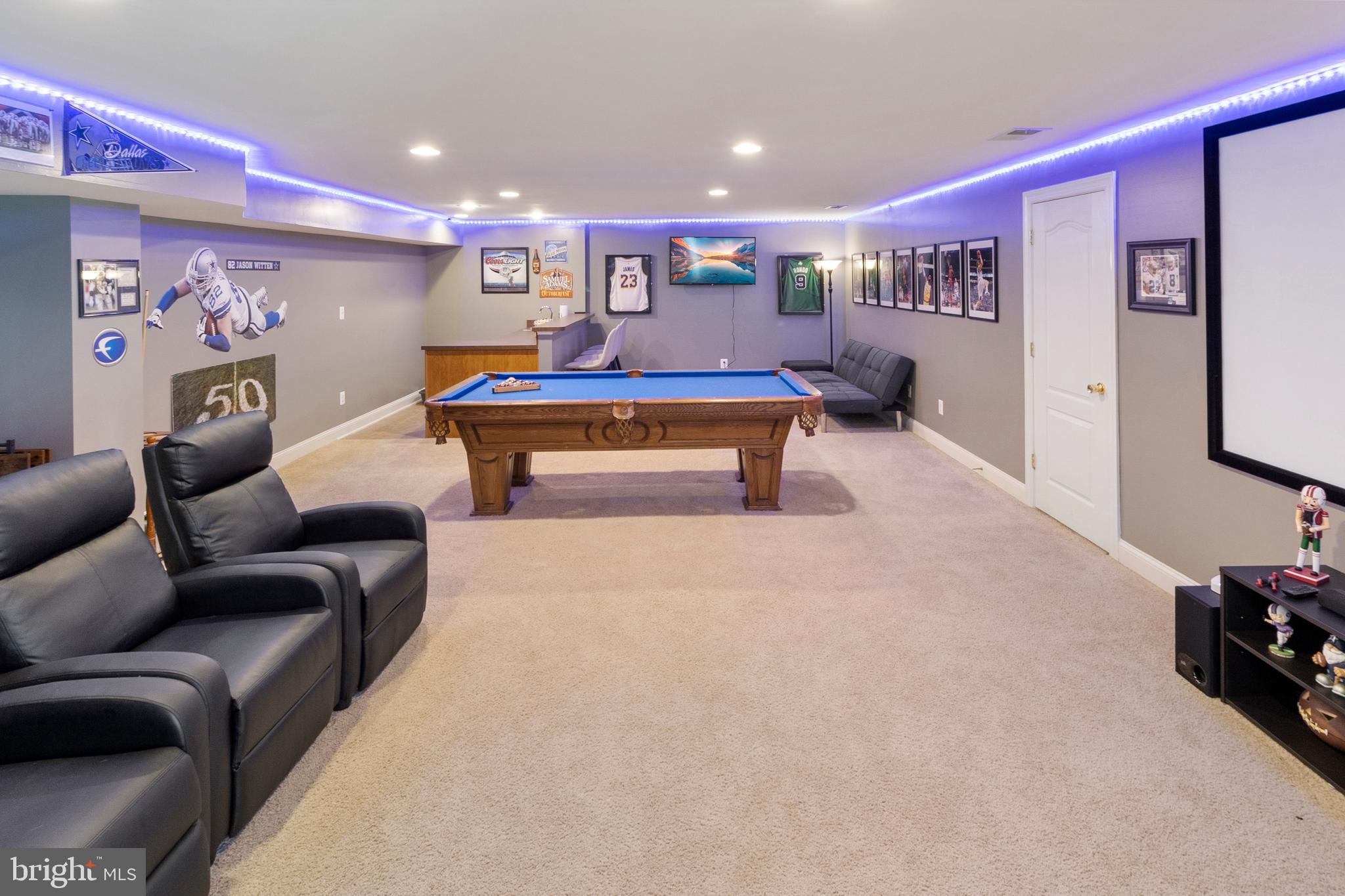 ARCHERS ROCK - Residential