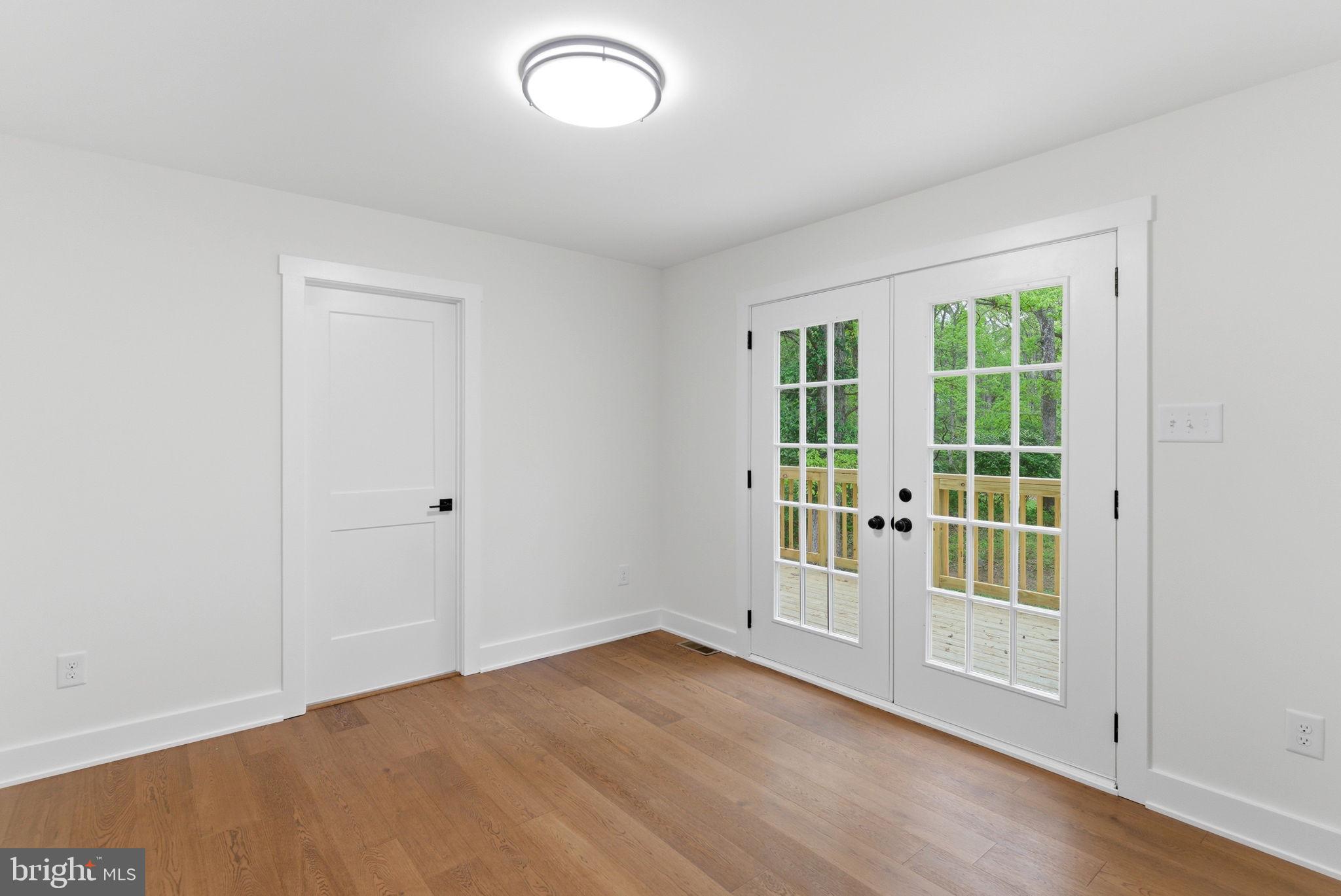 STOVER WOODS ESTATES - Residential