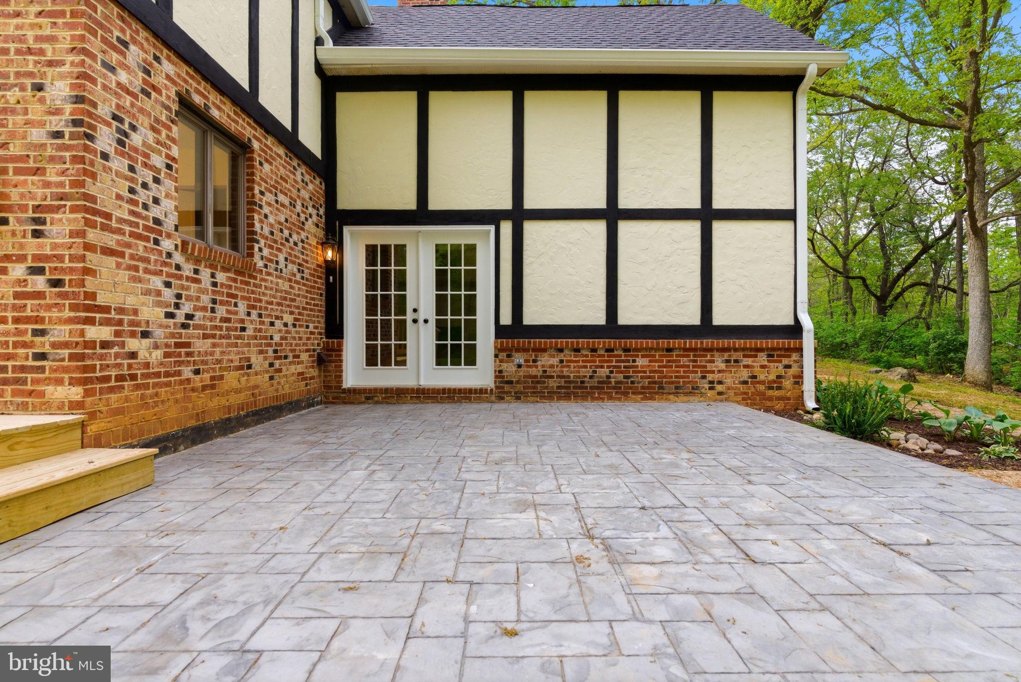 STOVER WOODS ESTATES - Residential