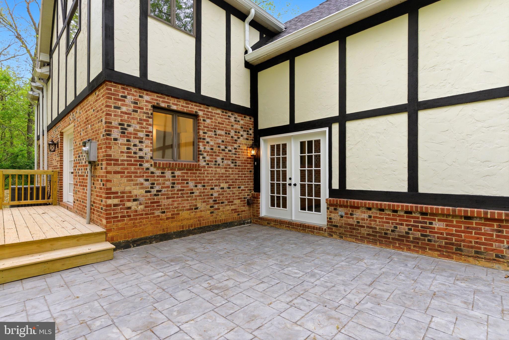 STOVER WOODS ESTATES - Residential