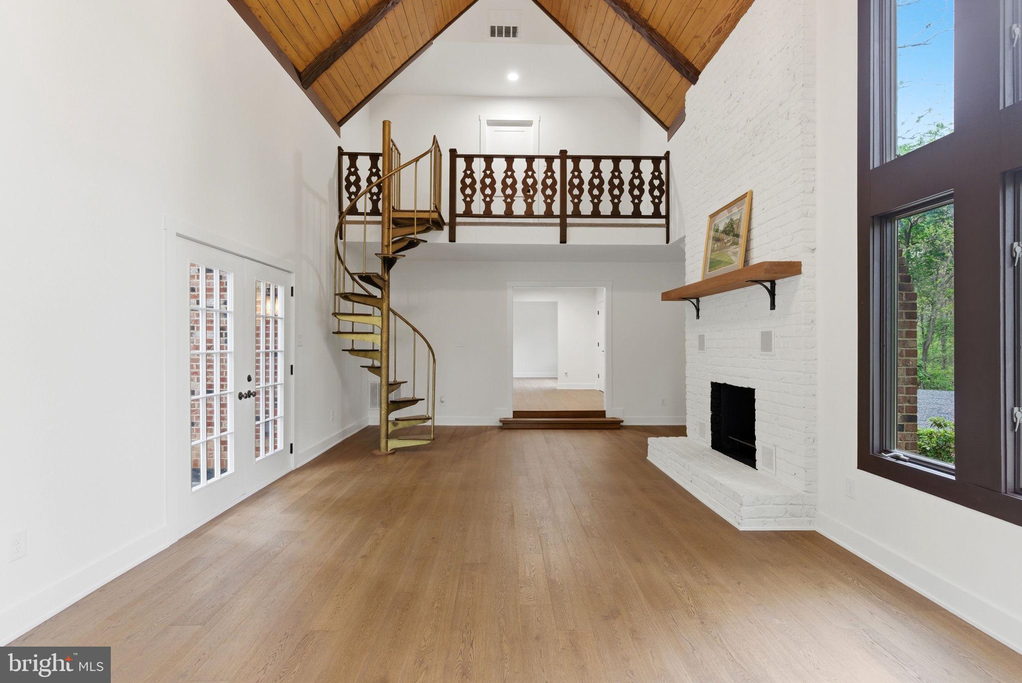 STOVER WOODS ESTATES - Residential