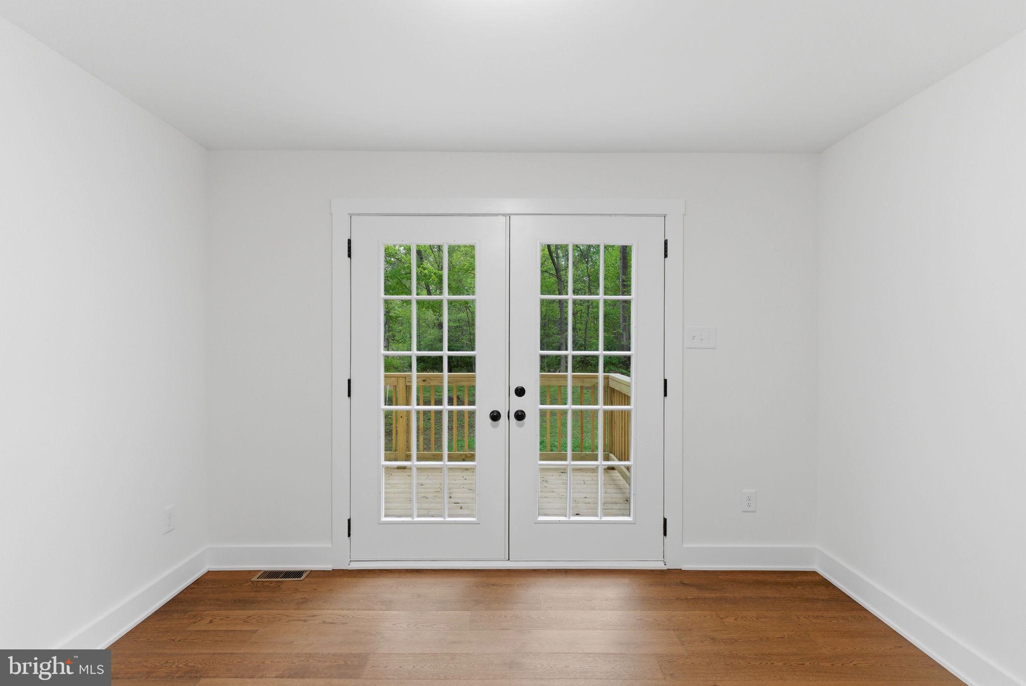 STOVER WOODS ESTATES - Residential