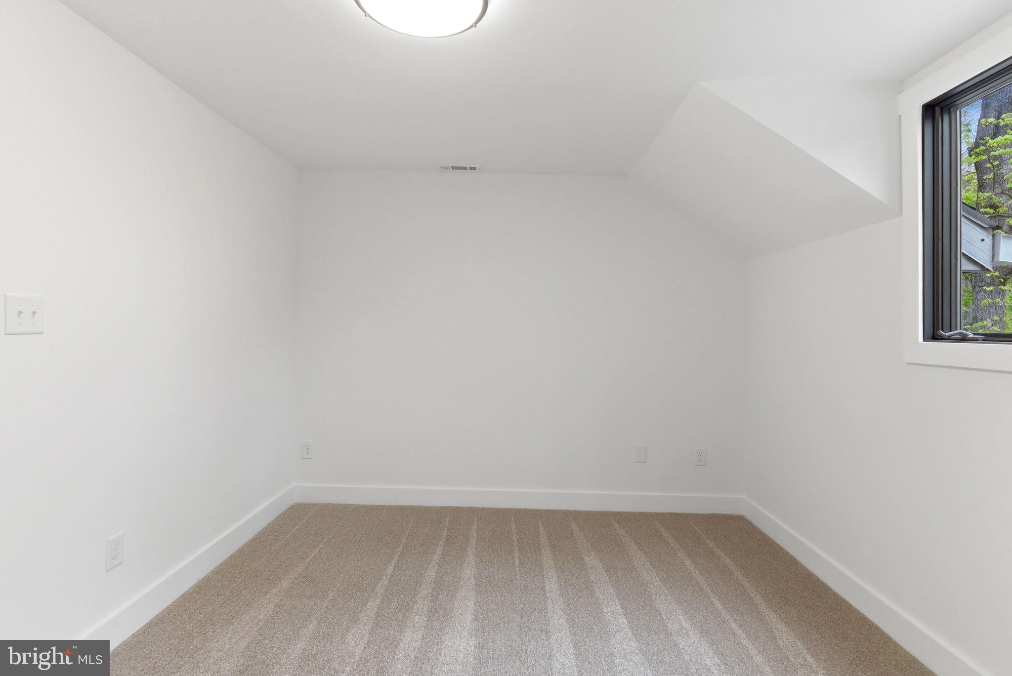STOVER WOODS ESTATES - Residential