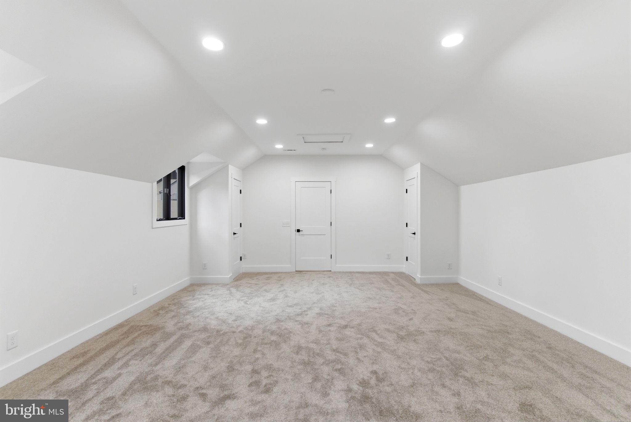 STOVER WOODS ESTATES - Residential