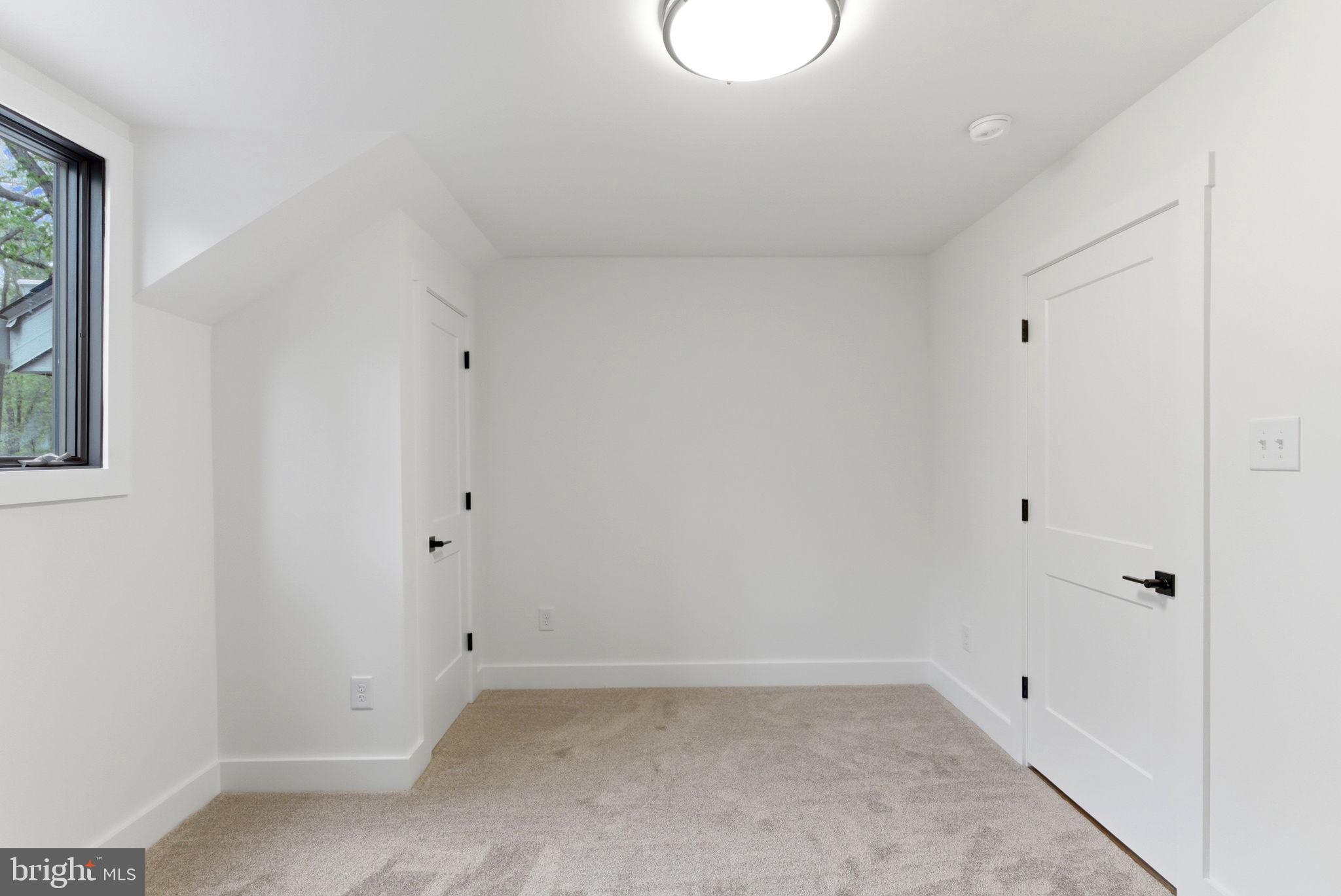 STOVER WOODS ESTATES - Residential