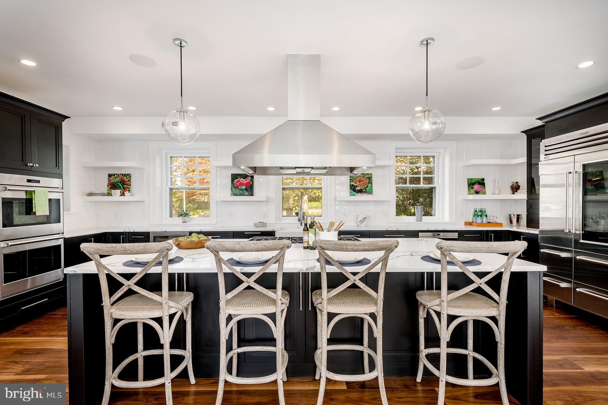 CHESTNUT HILL - Residential