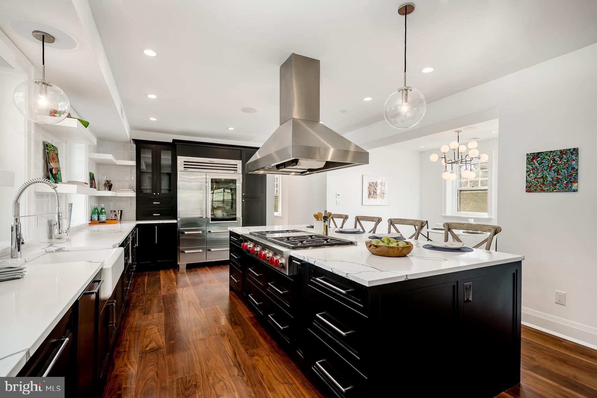 CHESTNUT HILL - Residential