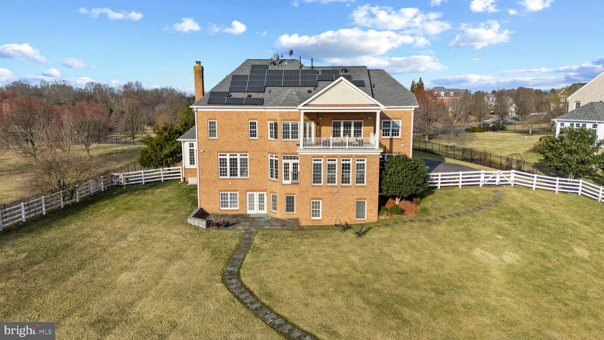 STONEY CREEK ESTATES - Residential