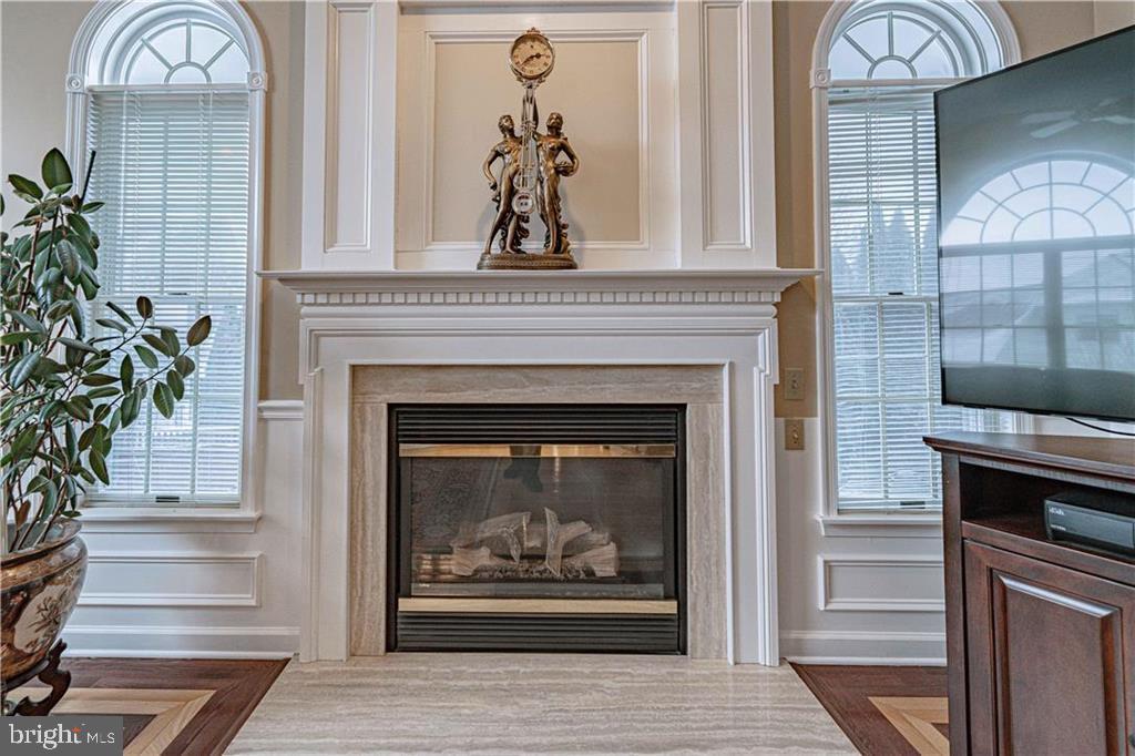 VALLEY GREEN - Residential