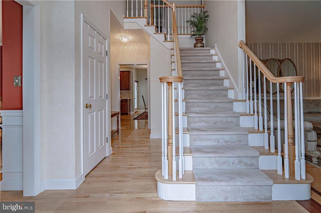 VALLEY GREEN - Residential