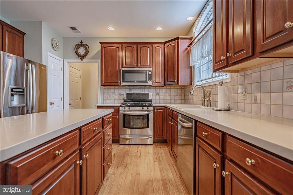 VALLEY GREEN - Residential