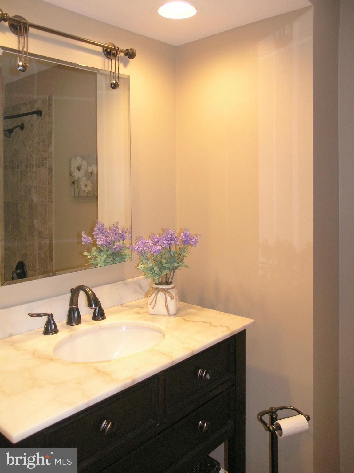 GRAYS POINTE - Residential