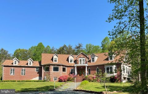 895 STEFANIGA ROAD STAFFORD VA 22556