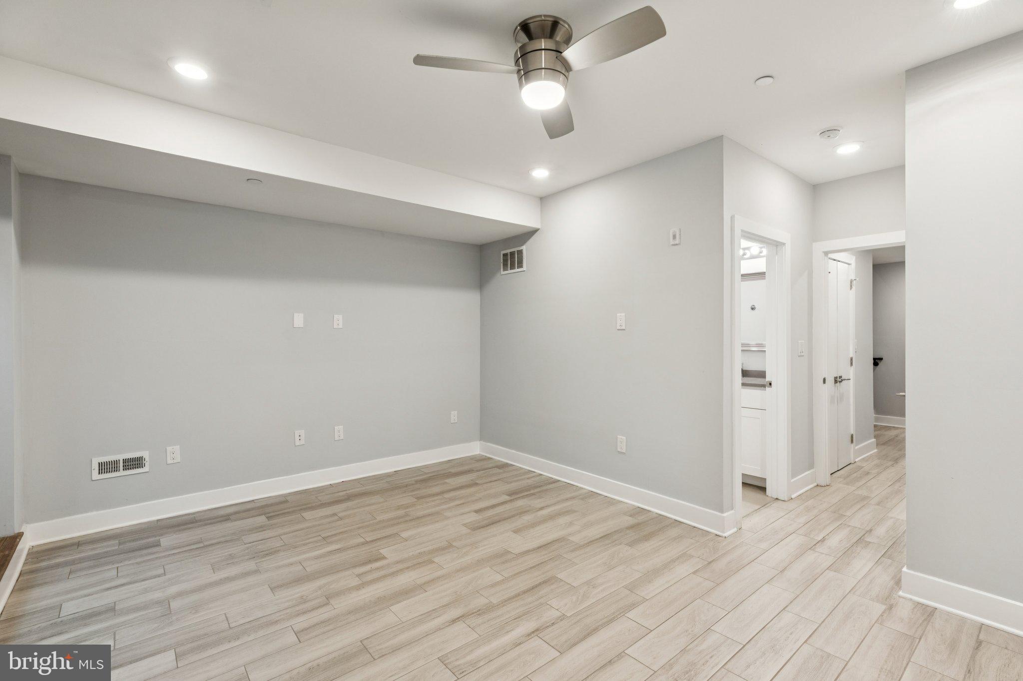 FRANCISVILLE - Residential Lease