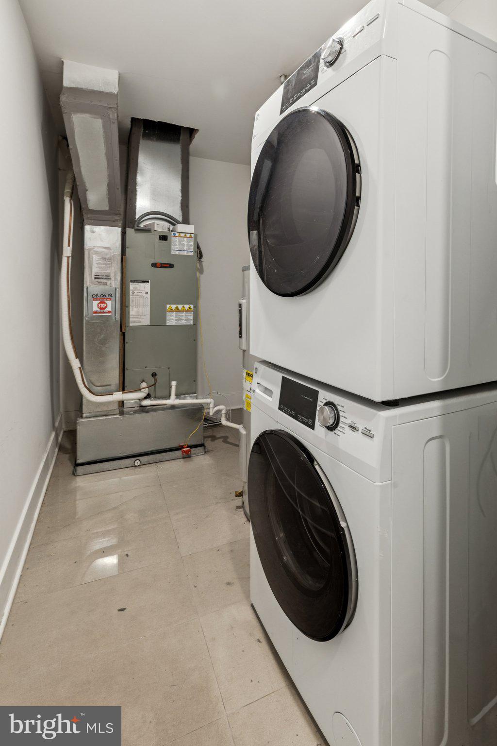 FRANCISVILLE - Residential Lease