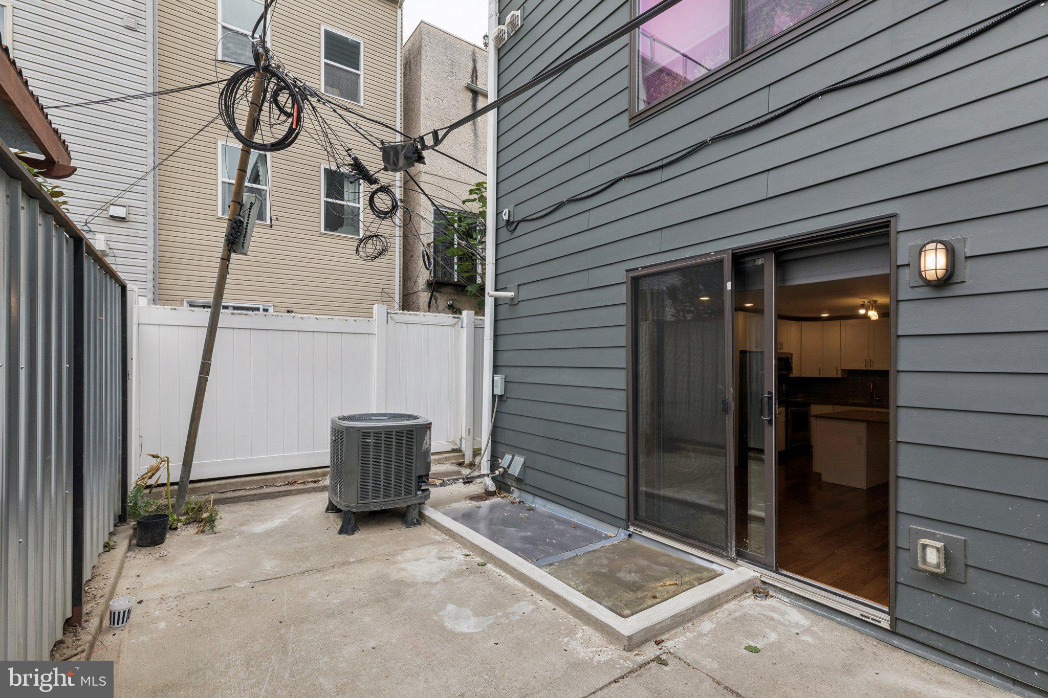 FRANCISVILLE - Residential Lease