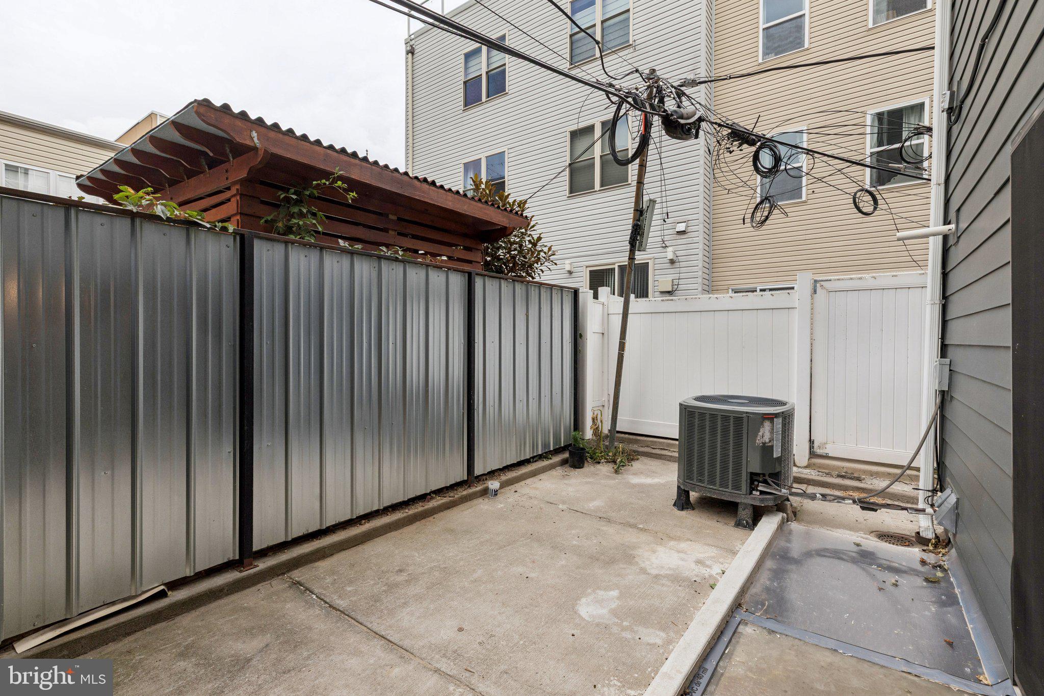 FRANCISVILLE - Residential Lease