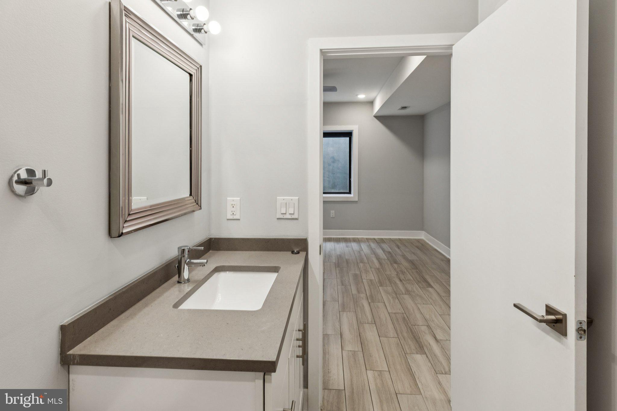 FRANCISVILLE - Residential Lease