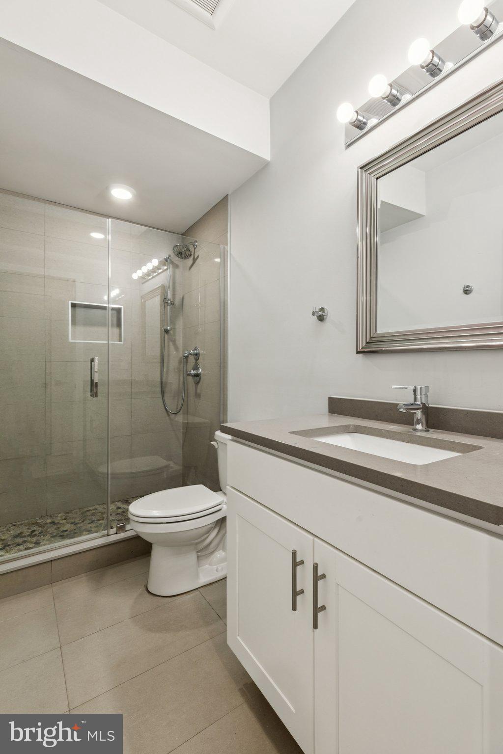 FRANCISVILLE - Residential Lease